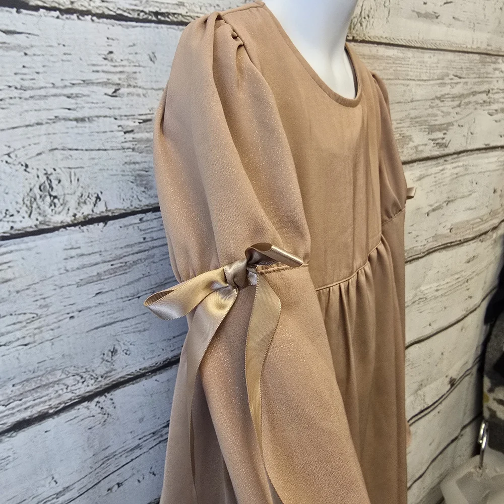 Charming Kids Dress with Bow Accents